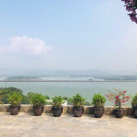 โรงแรมเลคไซด์ ดายลาย Phuc Yen ภายนอก รูปภาพ